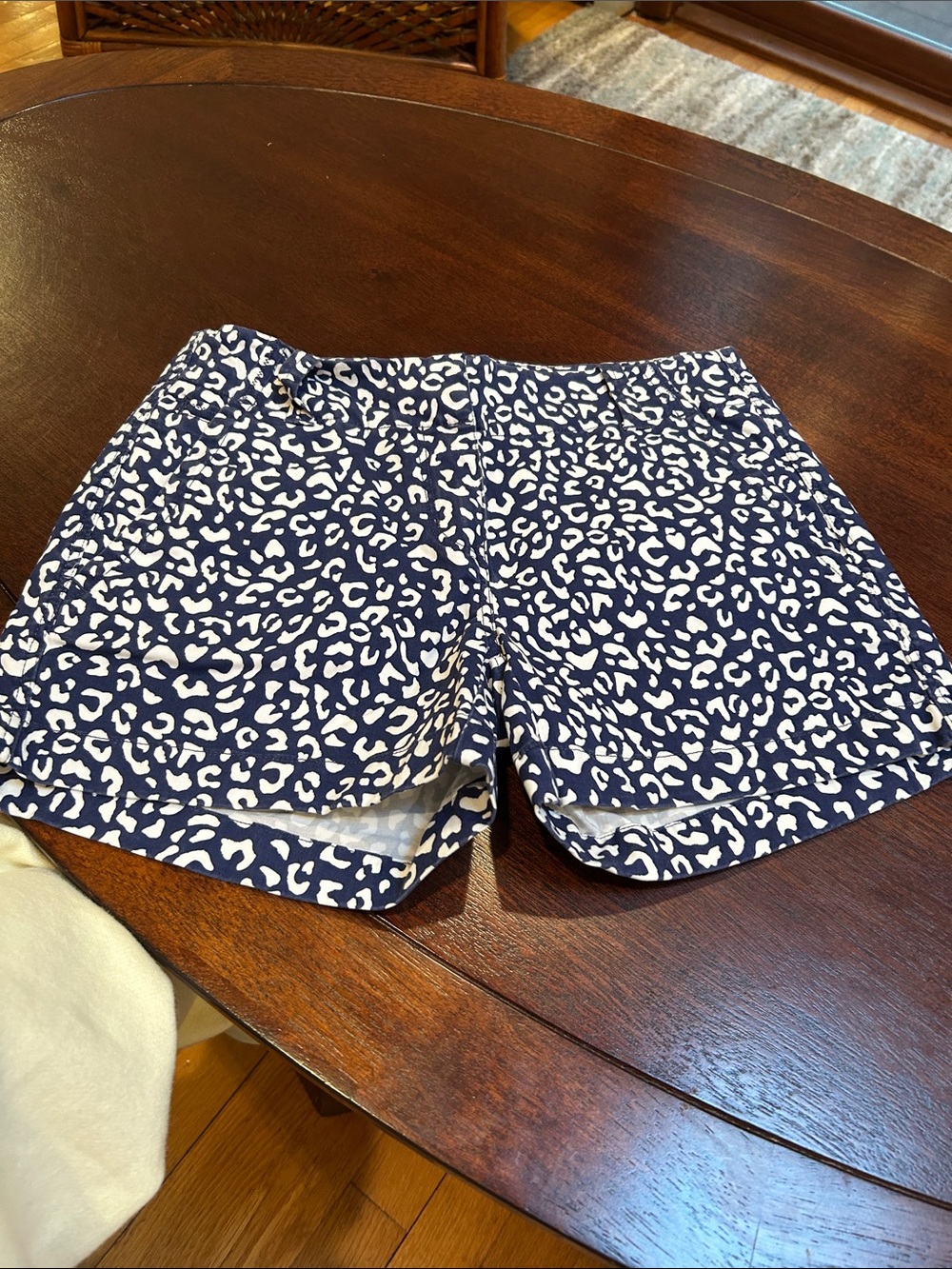 Vineyard Vines Navy and White Leopard Print Athletic Shorts